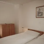 Haus Mischabel Daire