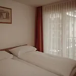 Haus Mischabel Daire *