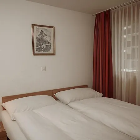 Haus Mischabel * צרמט