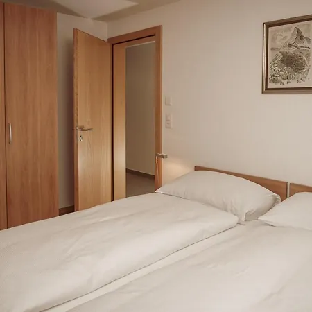 Haus Mischabel Apartamento