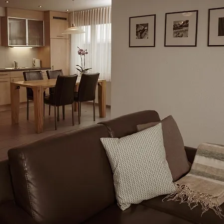 Haus Mischabel Apartamento *