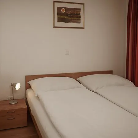 Haus Mischabel צרמט