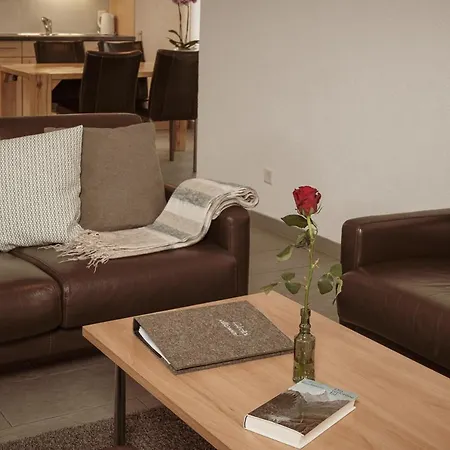 Haus Mischabel דירה צרמט