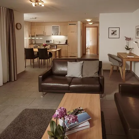 Haus Mischabel צרמט