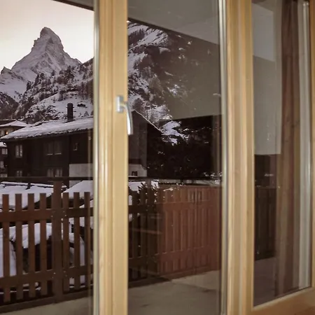 Haus Mischabel * צרמט