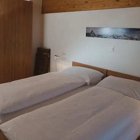 Haus Mischabel Apartman Zermatt